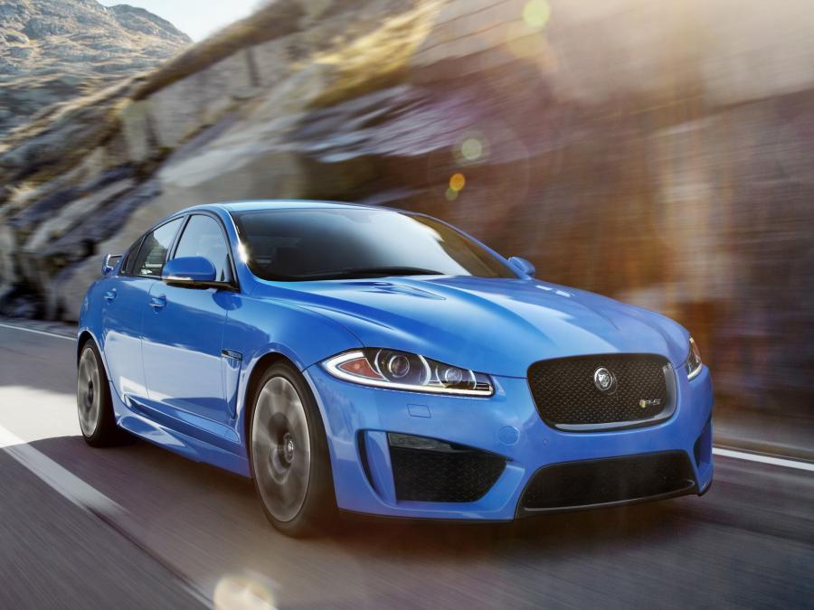 Jaguar XFR-S 2013 года  (US) (фото 7 из 16)